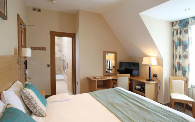 Pier Hotel