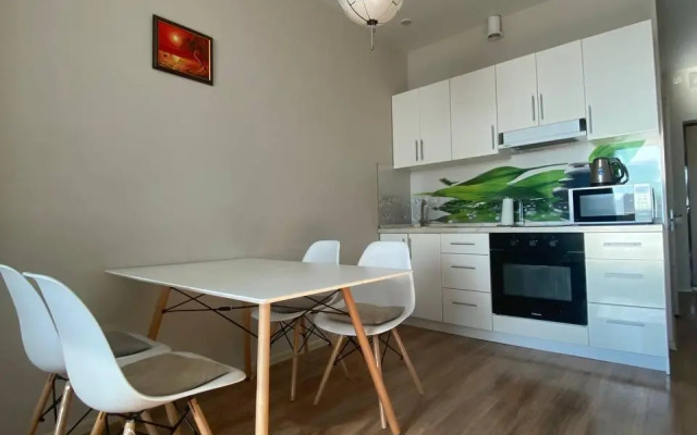 Li Apartments on Ovrazhnaya street 47A