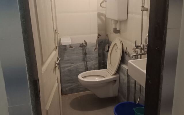 Hotel Shubham Vile Parle