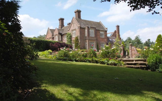 Dunsley Hall Hotel