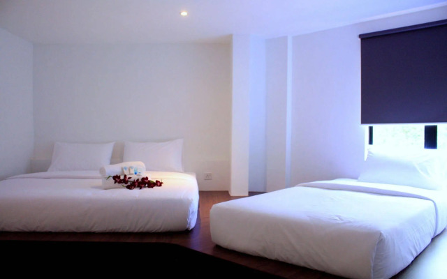 OYO 246 Link Inn (Sanitized Stay)