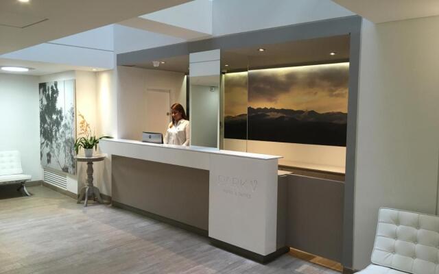 Park V Hotel & Suites