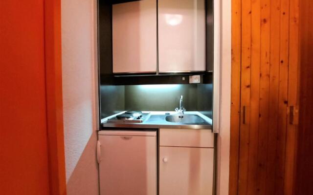 Appartement Les Menuires, 1 pièce, 2 personnes - FR-1-452-216