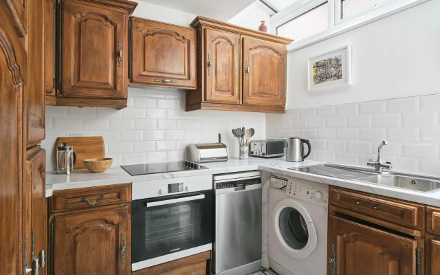 Stylish 3 bedroom town house