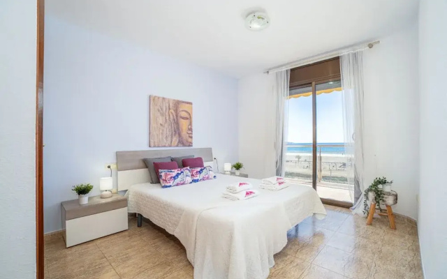 Apartment in Empuriabrava by the Beach