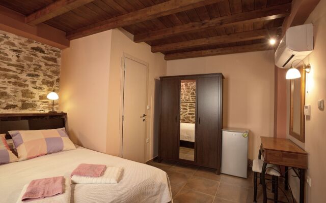 Thalia Traditional Guest House