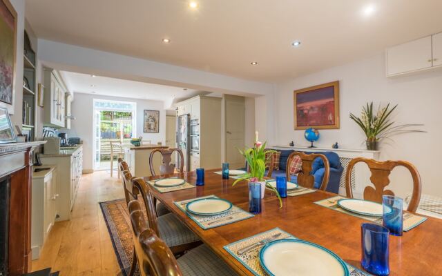 Large Family home in Fulham