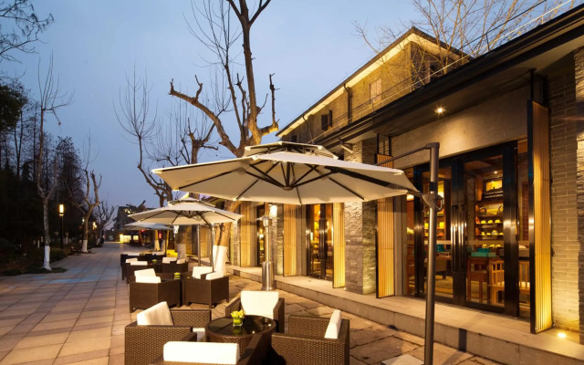 Cheery Dragon Canal Hotel Hangzhou