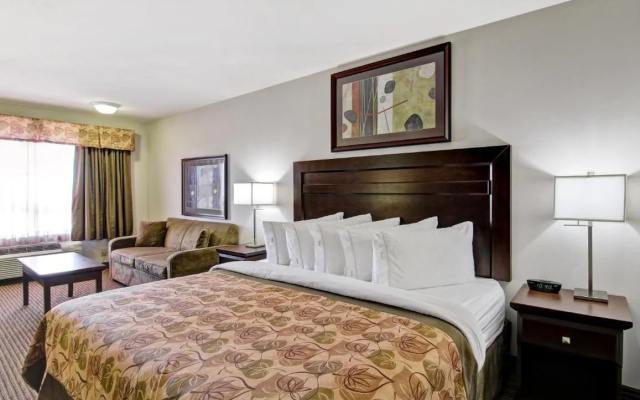 Coast Weyburn Hotel