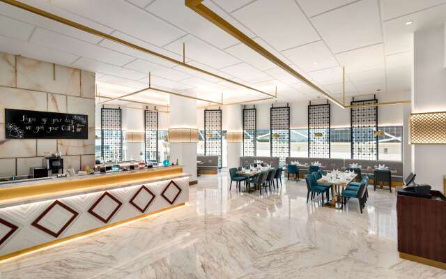 Wyndham Doha West Bay