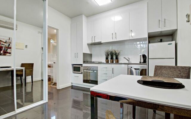 Adelaide DressCircle Apartments - Sussex Street