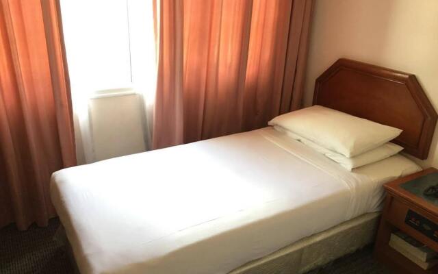 Penta Hotel (SG Clean Certified)