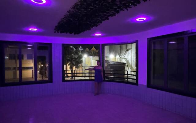 Central Boutique Hotel