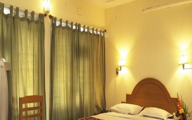 Sivaranjani Hotel