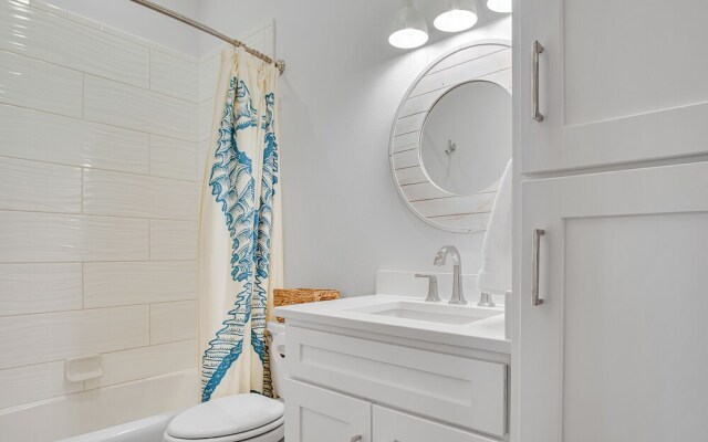 Good Vibes At Sunflower Beach