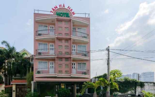 Tan Ha Nam Hotel