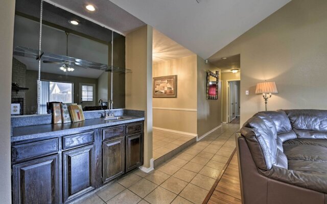 Pet-friendly Missouri City Home w/ Fenced-in Yard!
