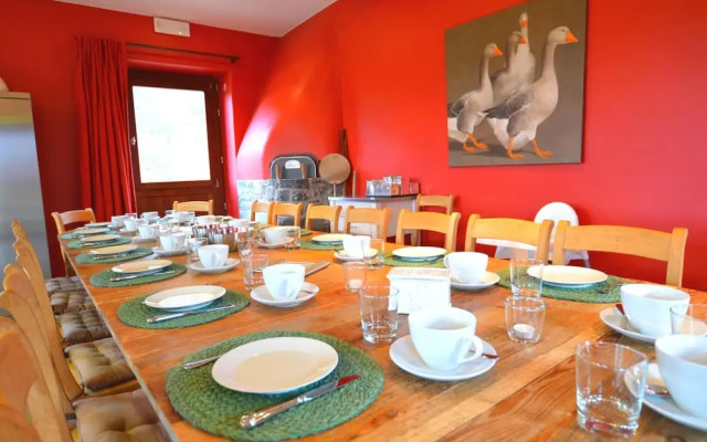 Holiday Home in Mettet With Garden