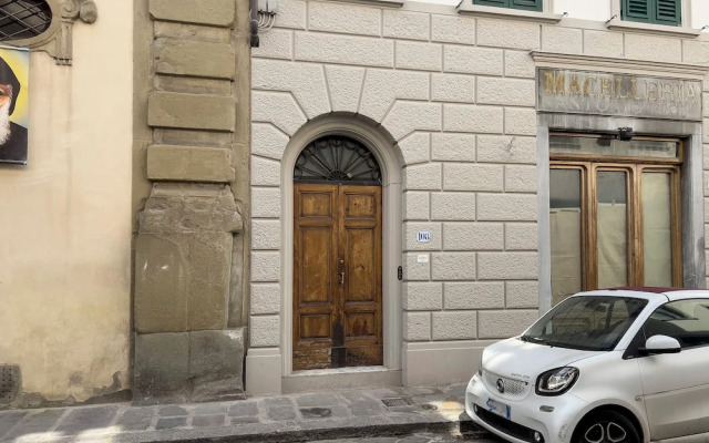 San Gallo Apartment by Mamo Florence