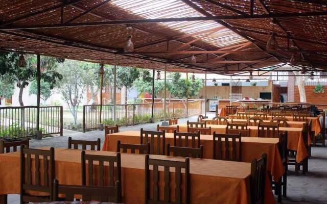 Las Poncianas Hotel