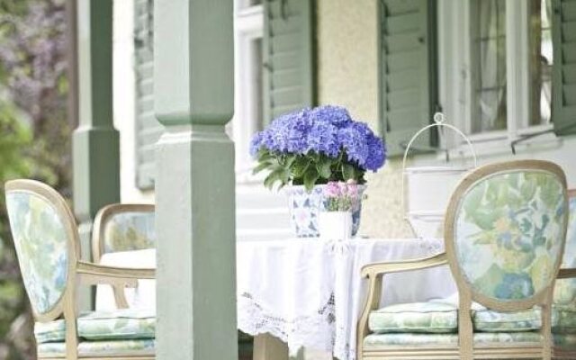 Villa Adolphine