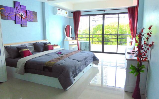 Breezy House Jomtien