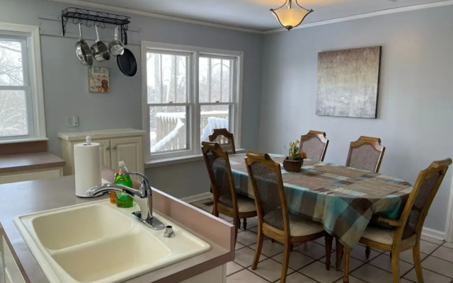 Blue Sunsets Cozy Retreat