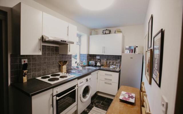Unique, cosy, Lake District artist hideaway - 5 bd