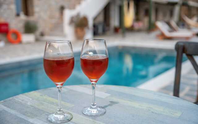 ELAIOLITHOS - Luxury Villa Suites - Adults Only