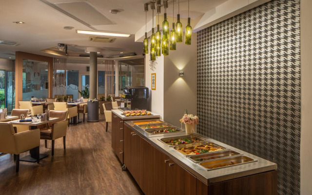 Kristály Hotel