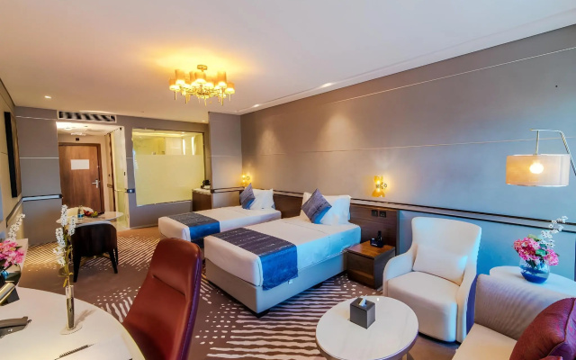 VIP Hotel
