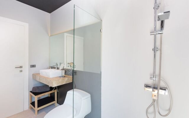 Zen Studio Superior by Holiplanet
