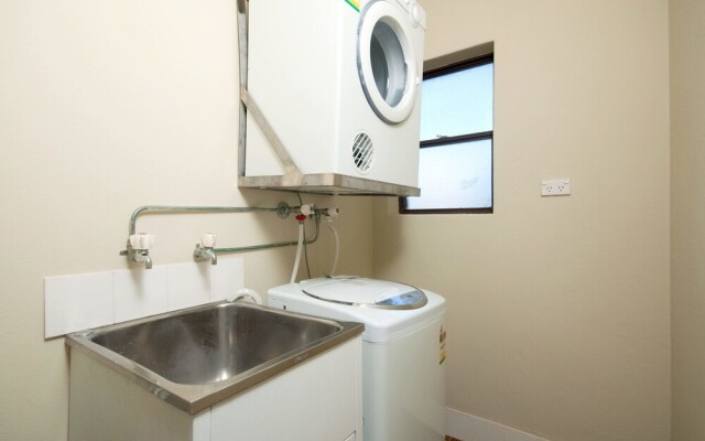 Intrepid, Unit 13/3 Intrepid Close