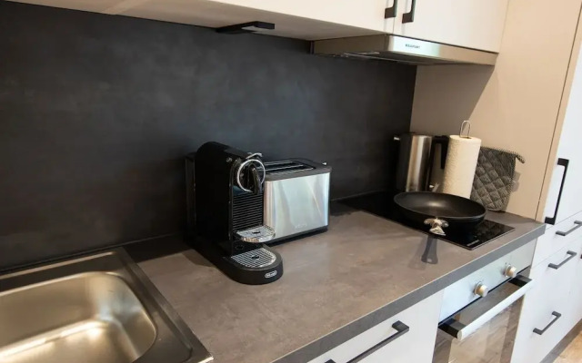 LivIn63 Studio Apartments