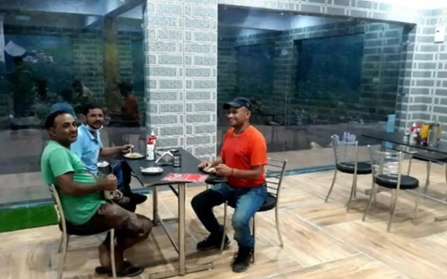 HOTEL PUSPWAN AND RESTAURANT by StayApart