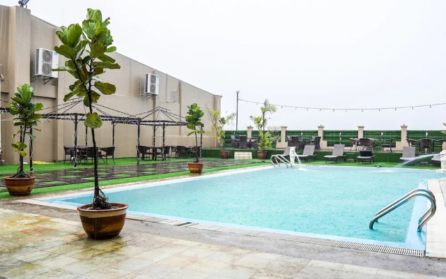 OYO 首都O 89508四季瑞丽酒店(Capital O 89508 Four Seasons Ruili Hotel)