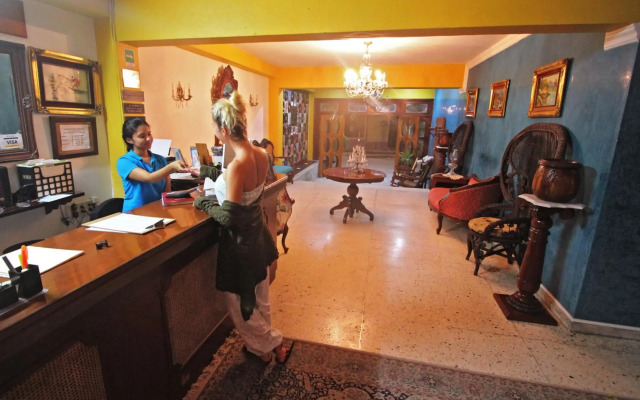 Hotel Mary Carmen