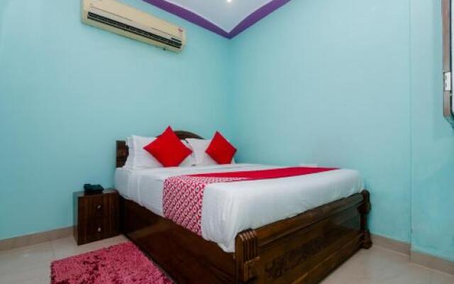 OYO 28751 Aadya International