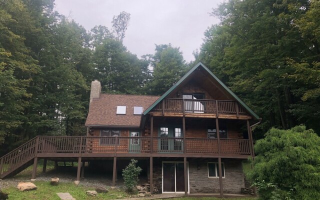 Equestrian House- Log Cabin