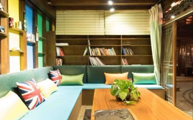Lijiang Danchun Sunshine Inn