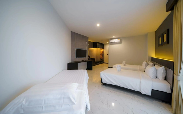 Lhc Hotel And Resort