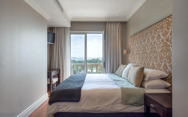 Апартаменты Cape Royale Residences