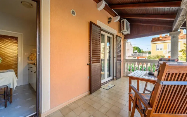 Pretty Apartment With Balcony