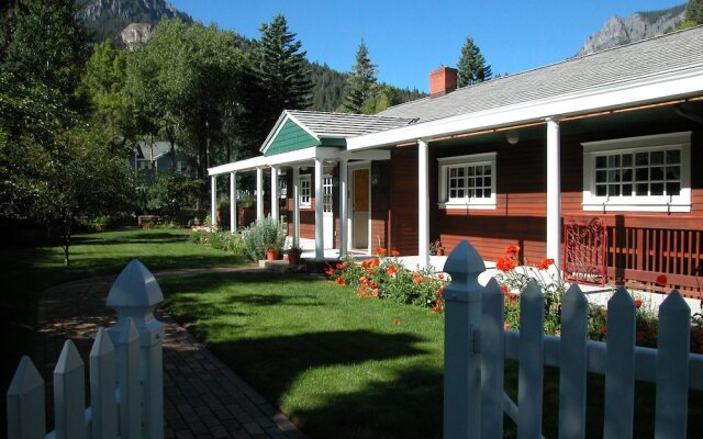 Secret Garden Bed & Breakfast