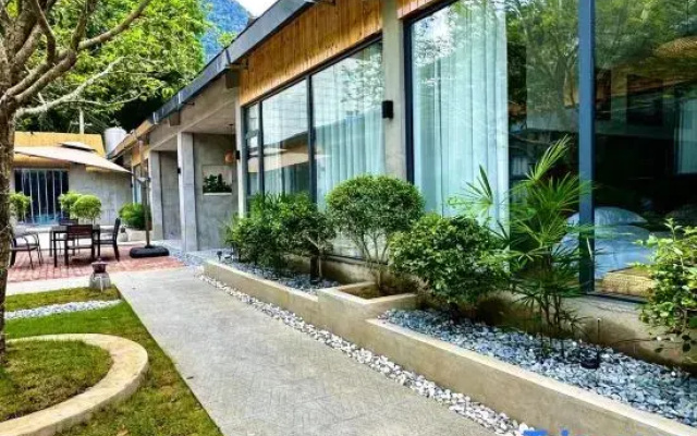 Yangshuo Landscape Qiyuan Courtyard House (Ten-Mile Gallery Yulong River)