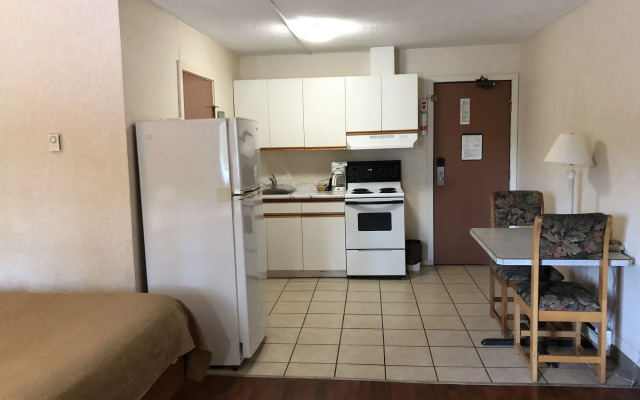 Canadas Best Value Inn & Suites Castlegar