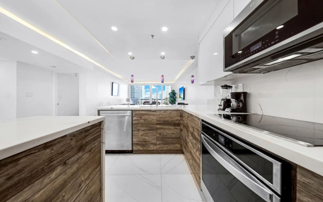 Serene and Modern Apartment Centrally Located