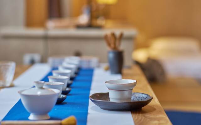 Summer Flower Apartment