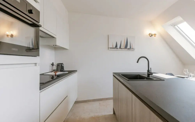 Spacious High-quality Duplex Apartment in Ostend