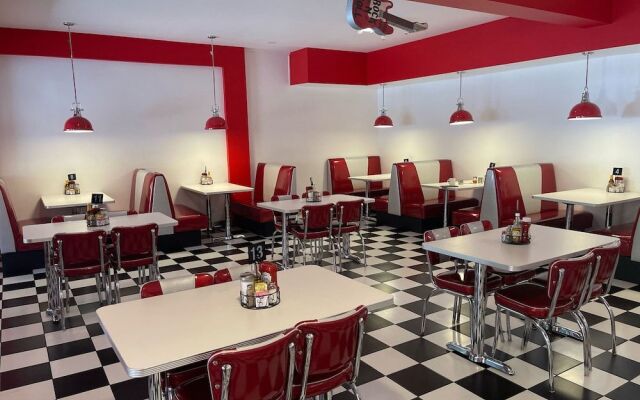 The Historic Brookdale Lodge, Santa Cruz Mountains